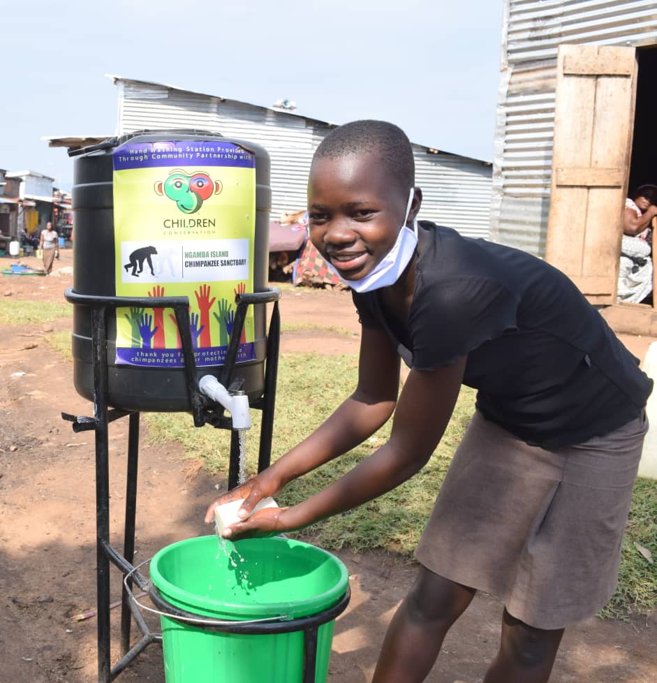 Chimpanzee Trust donates Covid-19 Equipment’s